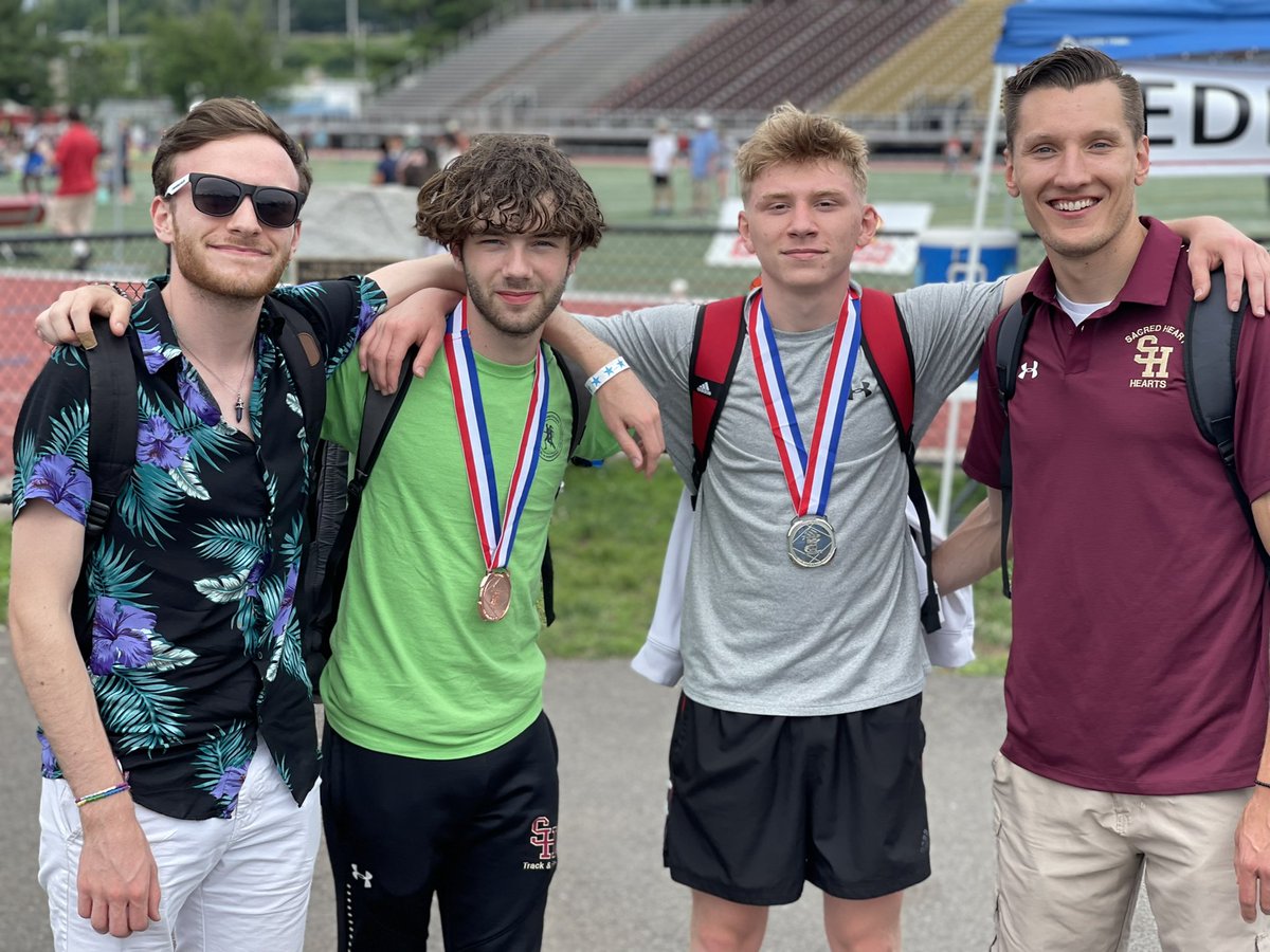 SHHS_Hearts's tweet photo. Congratulations to Hearts alum Jesse Breidenbach on earning 3rd place (1 mile) and Aidan Knappe on earning 2nd place (800) in today’s @nutmegstategame! #GoHearts #SHfam https://t.co/TSeEpFiyTu