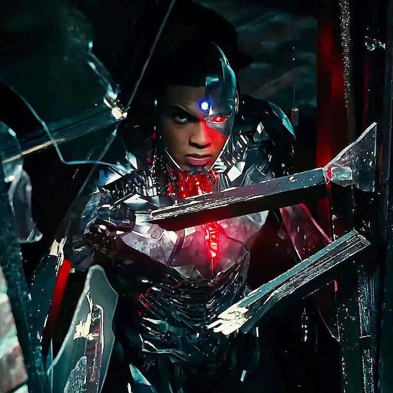 Remember this young man had his own solo movie announced on the original slate back in 2013

#RehireRayFisher
#IStandWithRayFisher