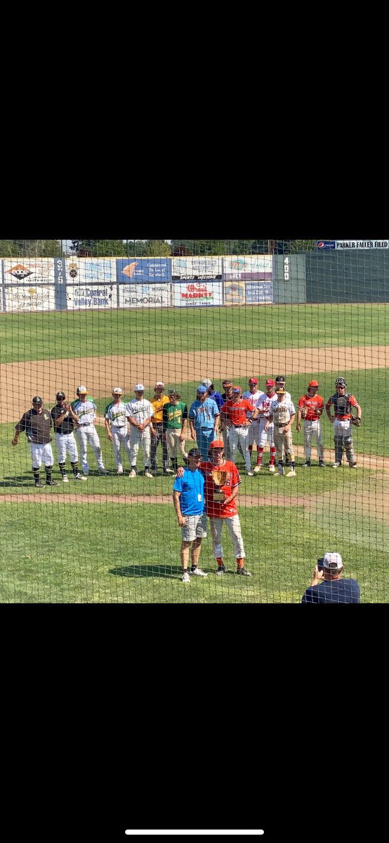 EC Baseball tweet media