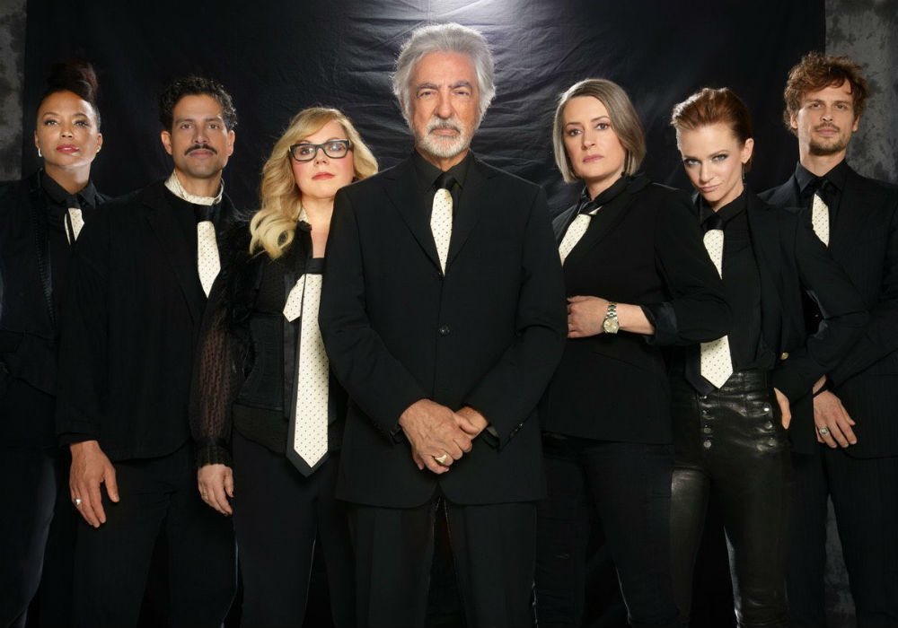 DIMALIGHTS's tweet photo. Gonna miss this show now that I finally finished it! @CrimMinds_CBS @GUBLERNATION @JoeMantegna @ajcookofficial @pagetpaget #CriminalMinds #criminalmindsfinale #bestshow https://t.co/ptyOy8ZXz1