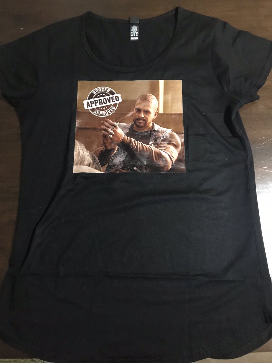 Sim_nell's tweet photo. It arrived a couple of days late but itβs here π
#DaysGone #Boozer #BoozerApproved #Jimstaversary #BoozerAppreciation https://t.co/mHczN06x5u