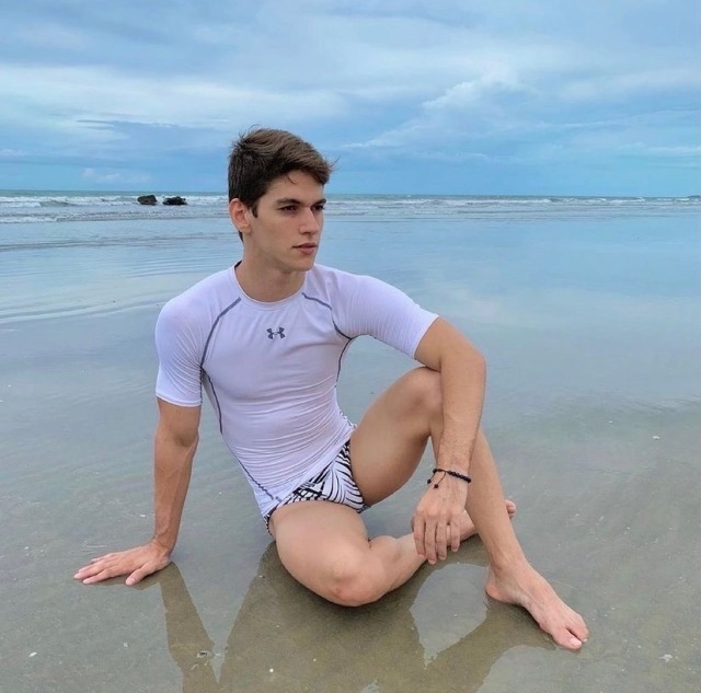 E6DDcccWYAobUMe?format=jpg&name=small