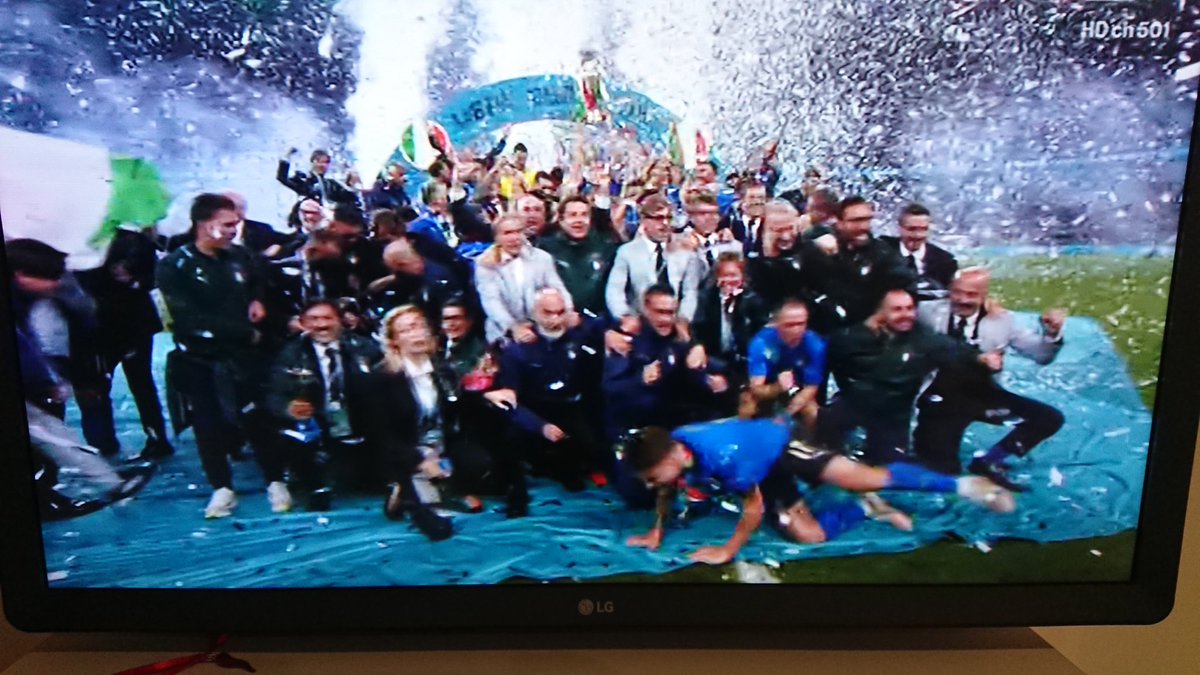 Luca68007008's tweet photo. @Vivo_Azzurro https://t.co/9bnIOXnUPl
