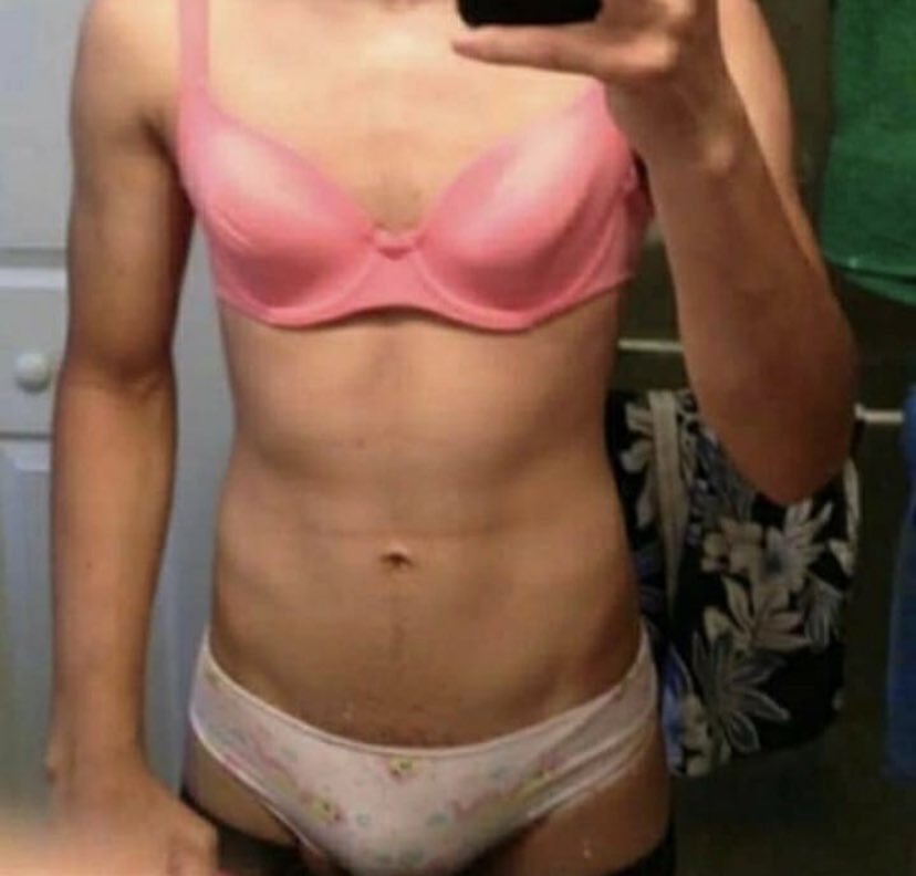 MathewThompso's tweet photo. Sissy clit owes me money for every like, comment and share so do your magic! #share #shareforshare #LikeForLikes #commentaway #sissysgonnapay #humiliateme https://t.co/ZJUi8loG5F