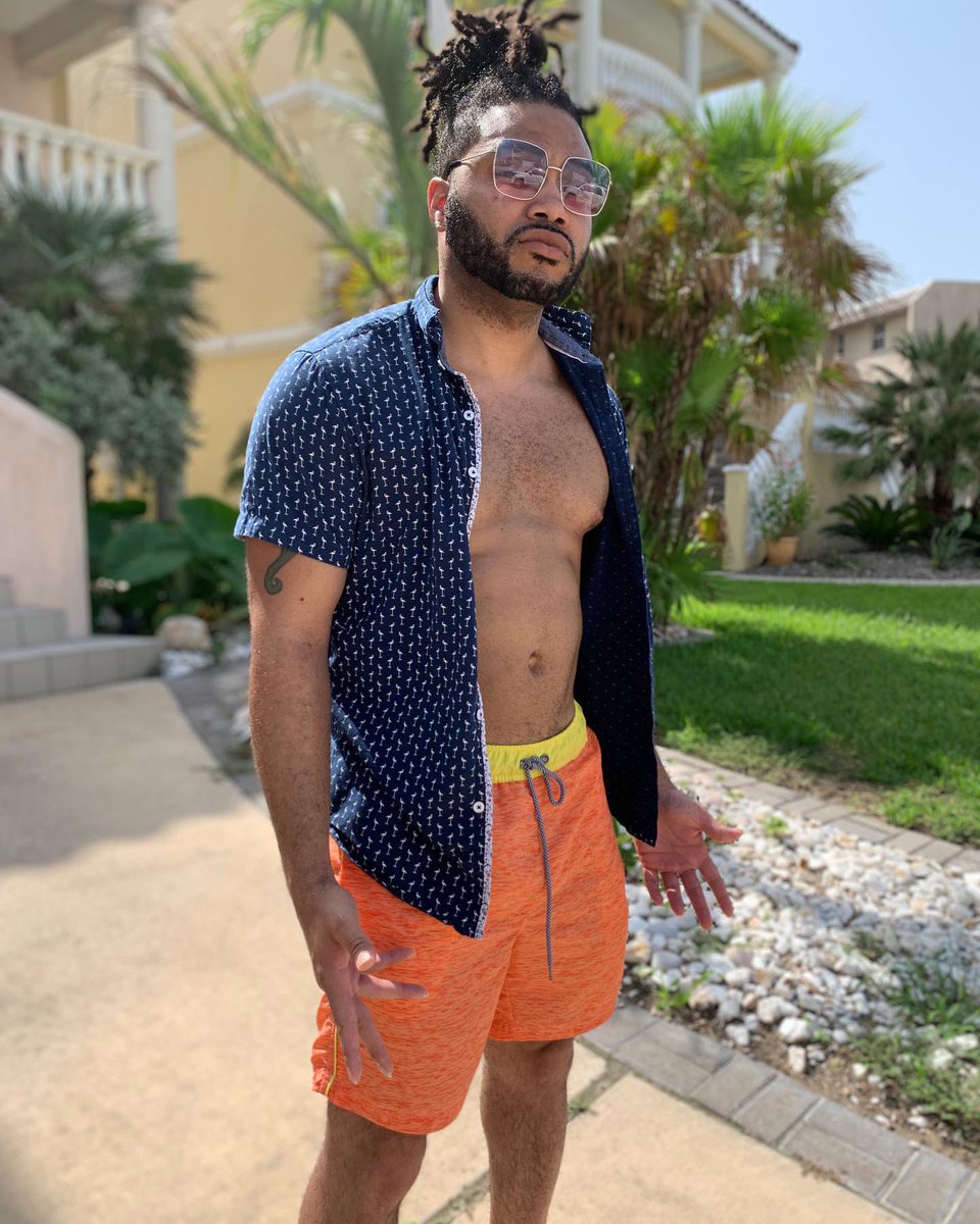 dukeholidai's tweet image. I work hard so it’s a must to play harder #AllUnity #southpadreisland  #summervibes #livinglife #celebrate