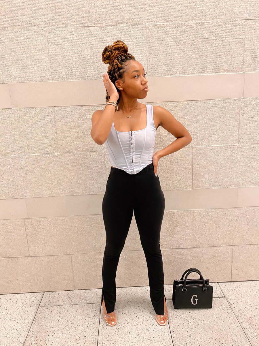 Alahna_K's tweet photo. 🤍 https://t.co/K1JmayEfDn