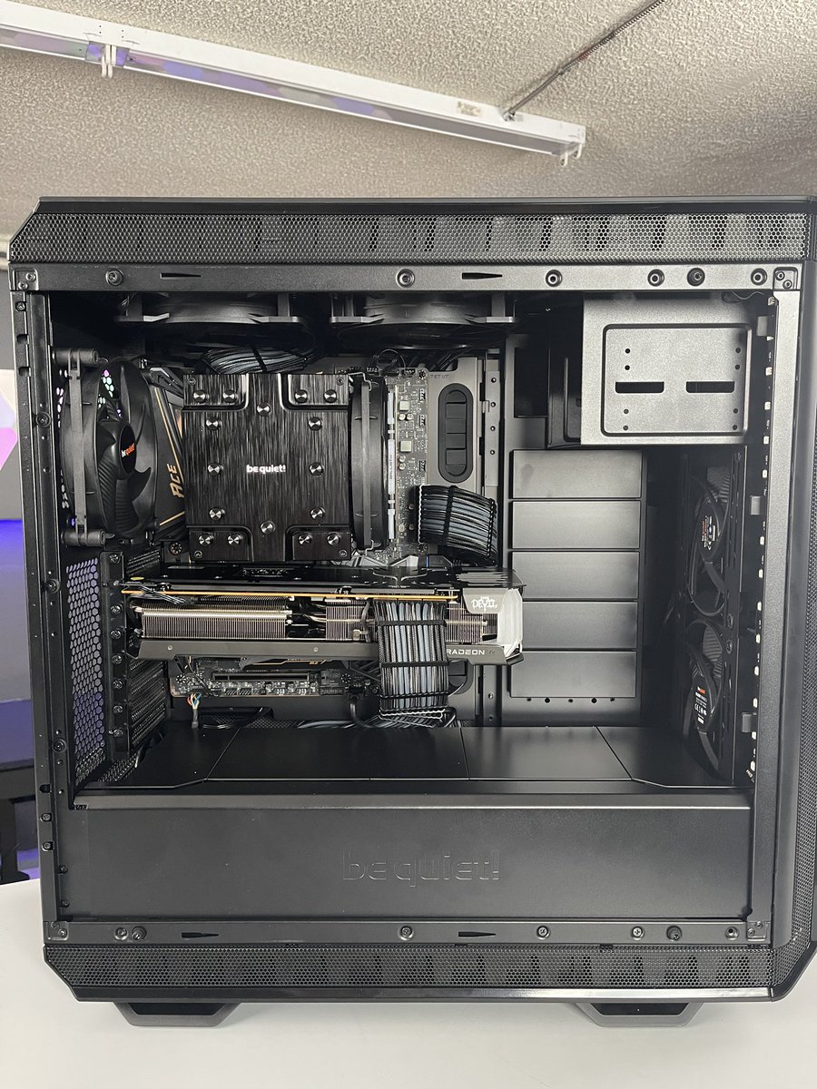 EdTechSource's tweet image. They say if u don’t have RGB in your PC, u lose 69 FPS. Totally worth it.