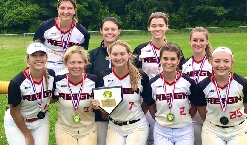 reign_softball's tweet photo. We placed 2nd place in our tournament this weekend, we lost to Shen United in the finals. I just wanted to say our small 9 person team played multiple international tie breakers today in our 2 games before the finals, and always came from behind and still never gave up!!💪🏼🥎 https://t.co/PpMHhBavrg