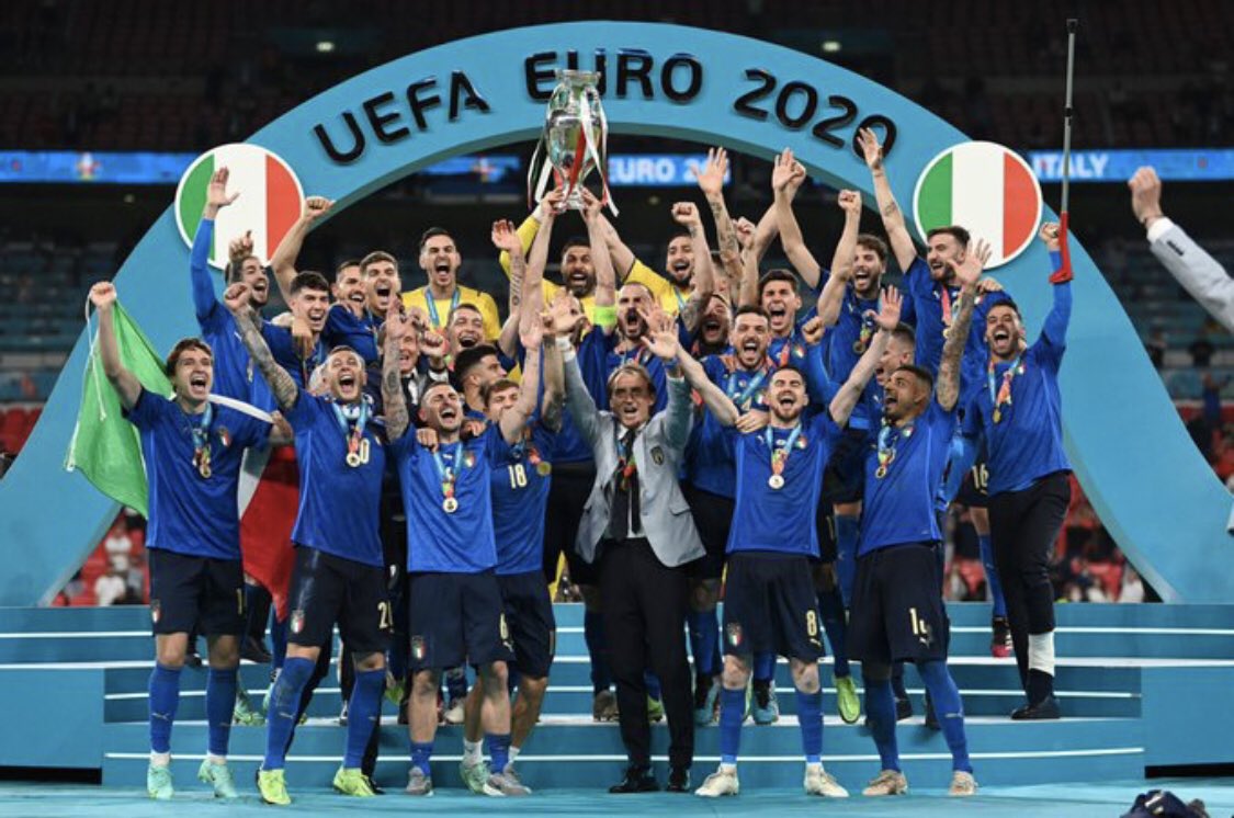 mo7d_993's tweet photo. 💙💙💙💙💙💙
 #VivoAzzurro https://t.co/iqUVH5UCRS
