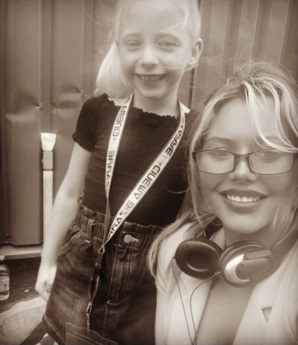 I can now announce that when I was filming yesterday an extra I got offered a role in another feature film.
I can not wait to be back on a set filming 🎥