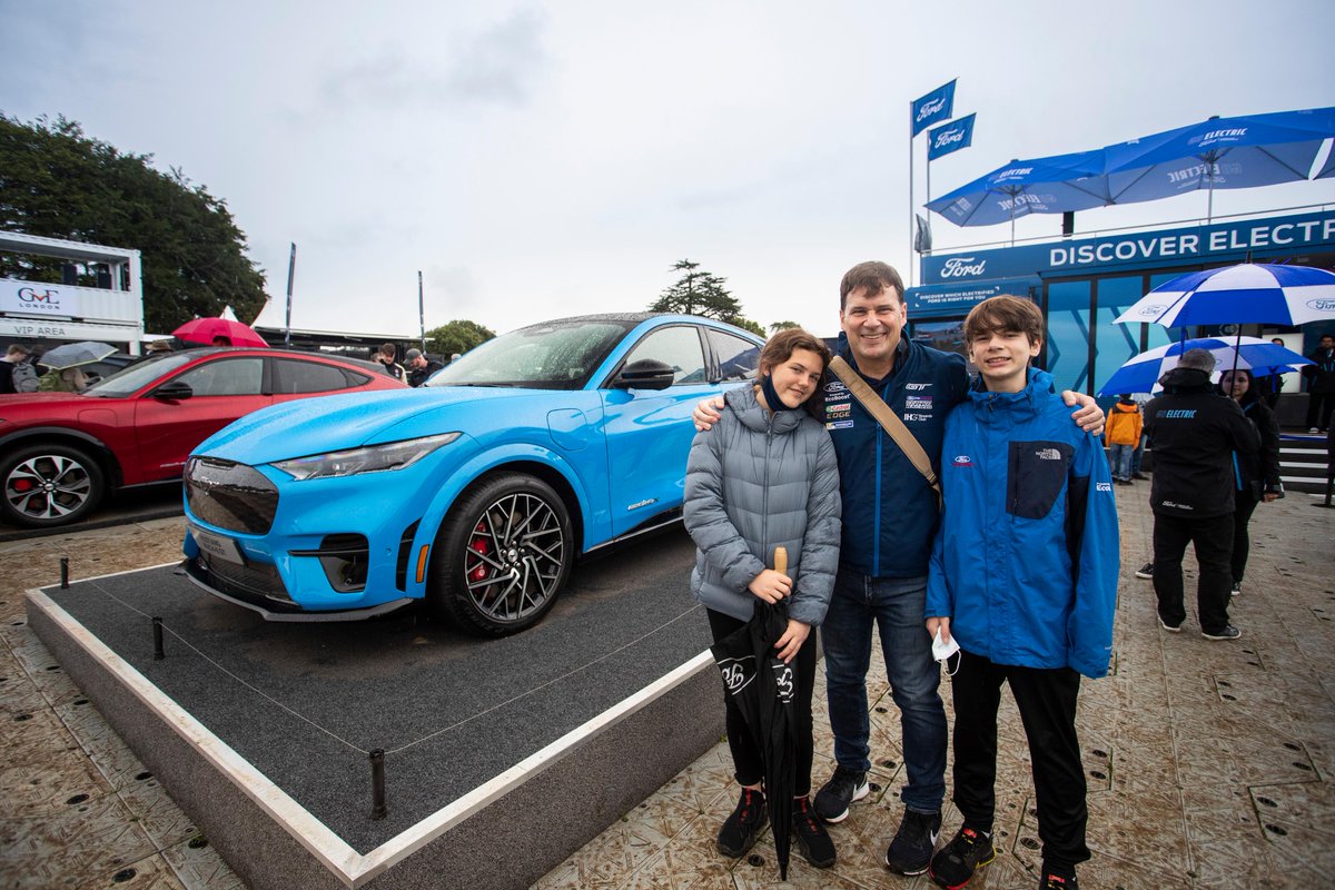 Jim Farley tweet media