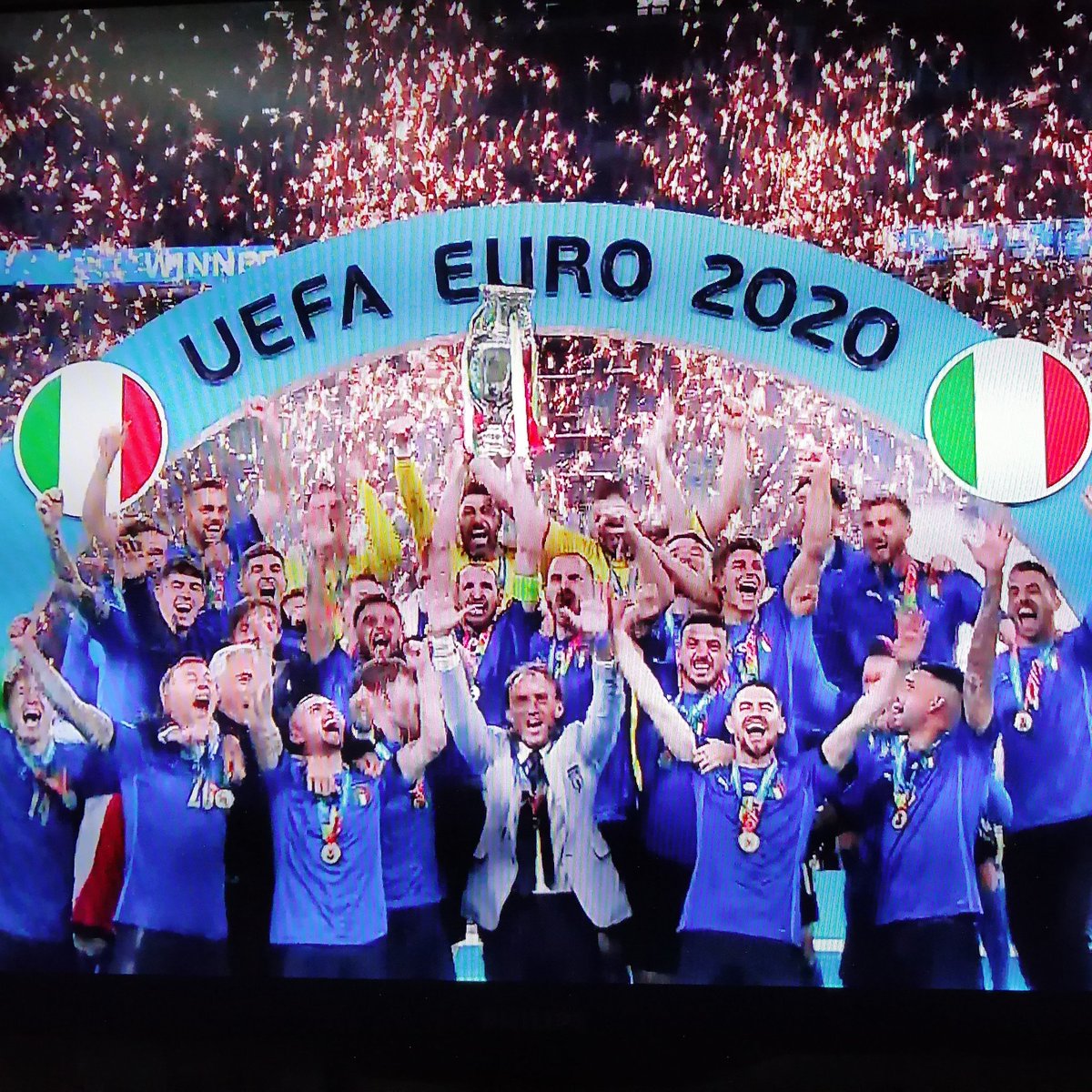 E siamo noiiiiiii...