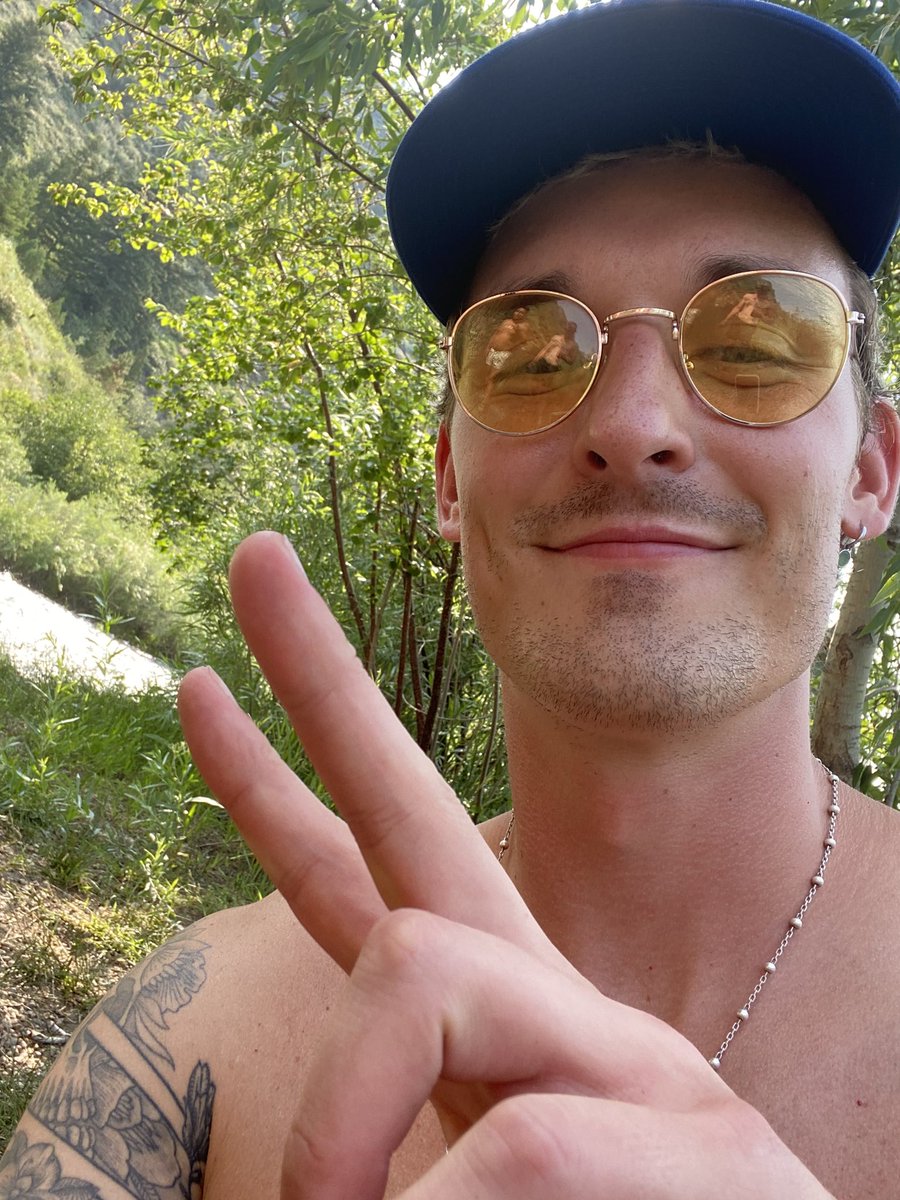 GRiZ 🌈 tweet media