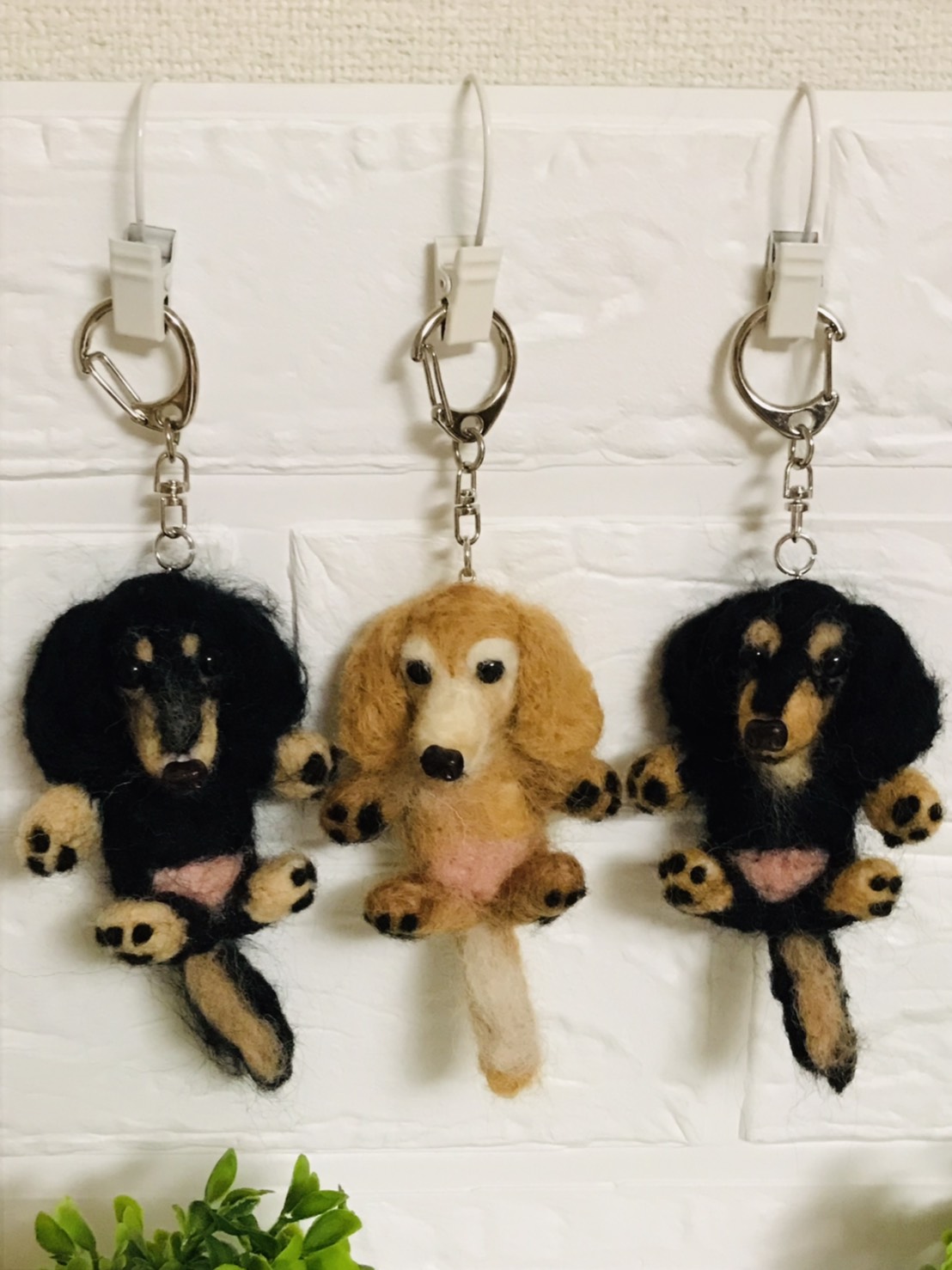 アシレイ Twitterren 羊毛フェルト ミニチュアダックスフンド キーホルダーです オーダーで製作させて頂きました 羊毛フェルト 羊毛フェルトアシレイ 羊毛フェルト犬 羊毛フェルトハンドメイド ハンドメイド犬 ハンドメイド好きさんと繋がりたい 犬