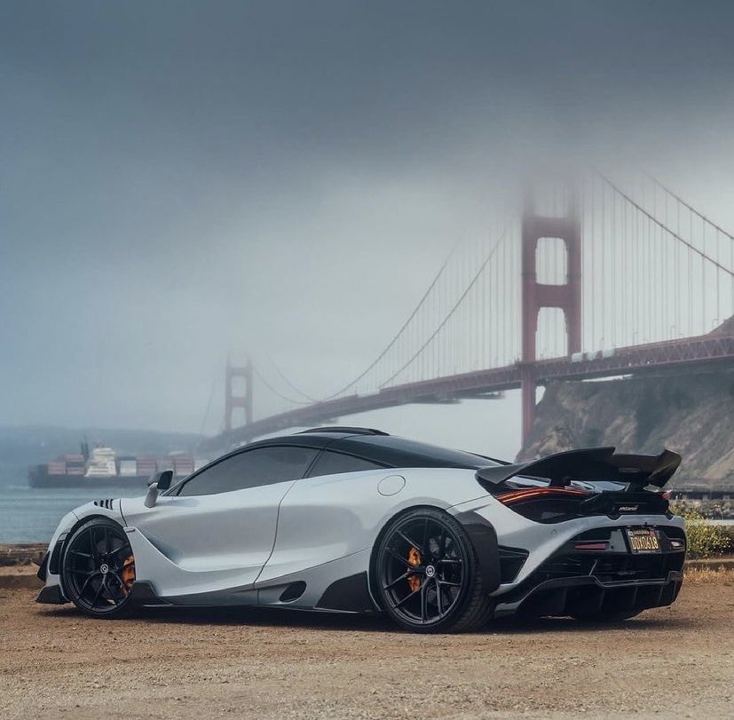 McLaren 720S ☁️