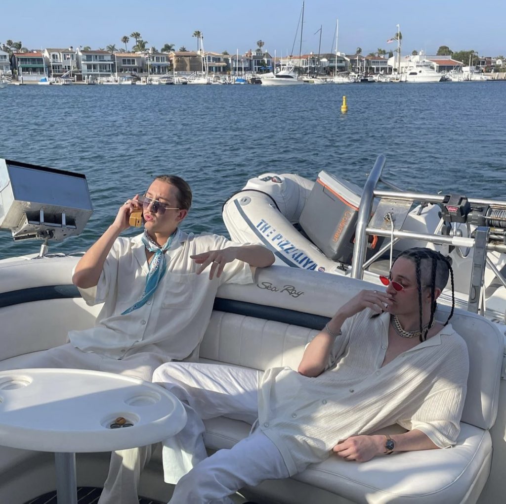 <a href="/MitchelCave/">mitty</a> mafia boys making deals