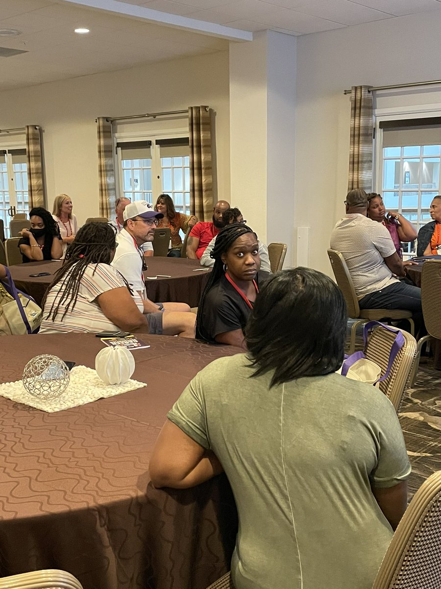 glhnmsa's tweet photo. Homebase groups beginning the learning journey at the AMLE Leadership Institute https://t.co/jI9LhpvpDi