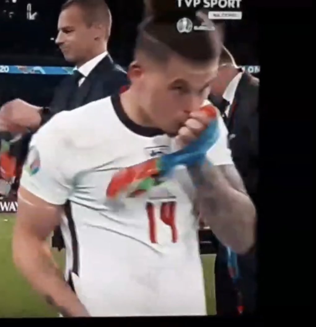 DSheridanYEP's tweet photo. Kalvin Phillips kissing his medal while the rest couldn’t wait to get rid says a lot about him. #lufc https://t.co/TzaU4JgrCx