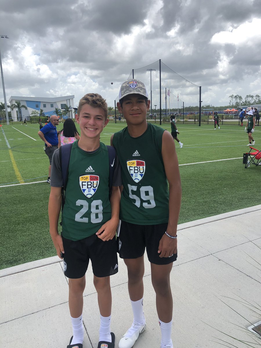 Connor_Cruz_9's tweet photo. 7th and 8th grade middle school QBs from Brownsburg at #FBUTopGun!  @xfactorQB @ScottFrye37 https://t.co/8g3wxmiutv