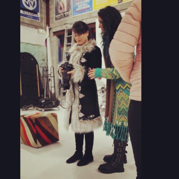 On set Directing and producing my first music video, a moment Ive waited a long time for, the band took the video on the first draft, no edits required 😍
The crew were amazing on set
I cant wait to share it with you soon

#director #MusicVideo #NewMusicAlert #femaleempowerment