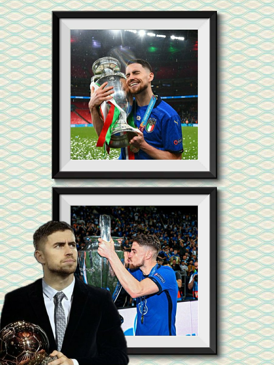 Blue_Footy's tweet photo. Legit Ballon d'Or talk now. https://t.co/xgFQLHWiVC