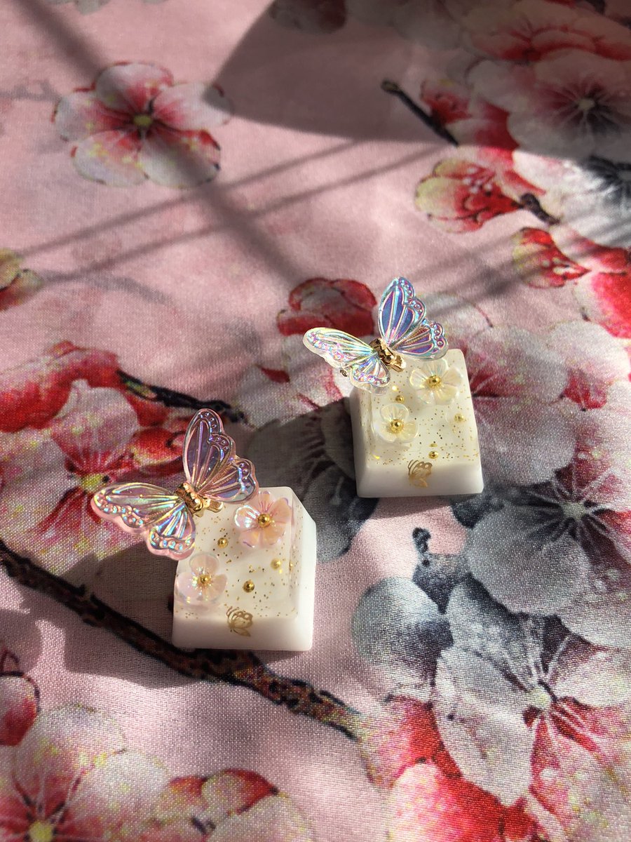 Another set of butterflies!💗✨ More colors in my shop!