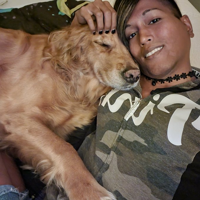 Storm cuddles ? https://t.co/JDhe1nKw1h