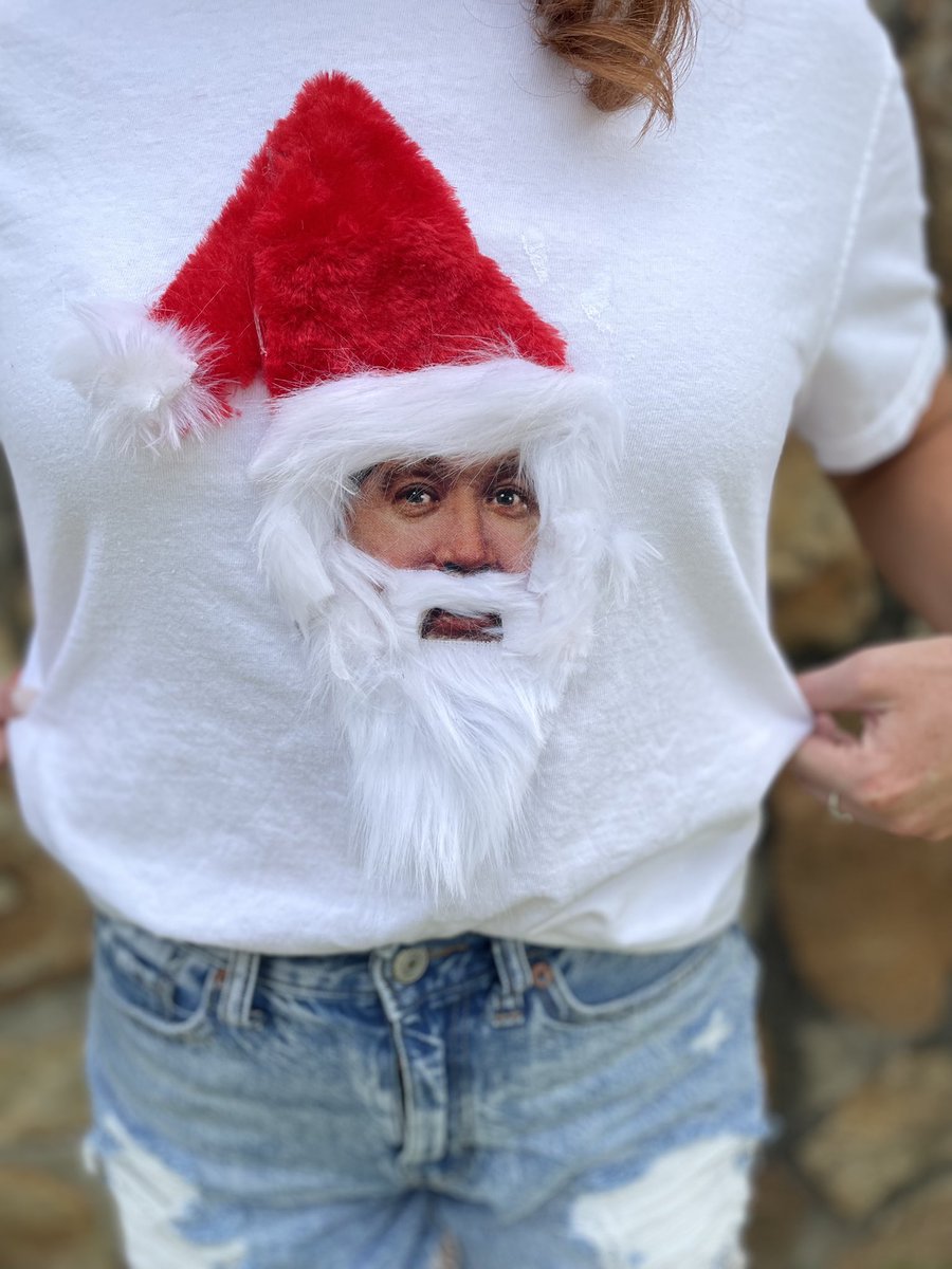 Kayla_Weakley's tweet photo. Fun Fact: I’m a HUGE @ofctimallen fan! Buzz, Santa Claus, Scott Calvin, Luther Krank, Tim the Toolman… so this years Christmas in July homemade inspired shirt was “MAN! I feel like some Christmas!!!” 🎅🏼 https://t.co/2xXz1ohELM