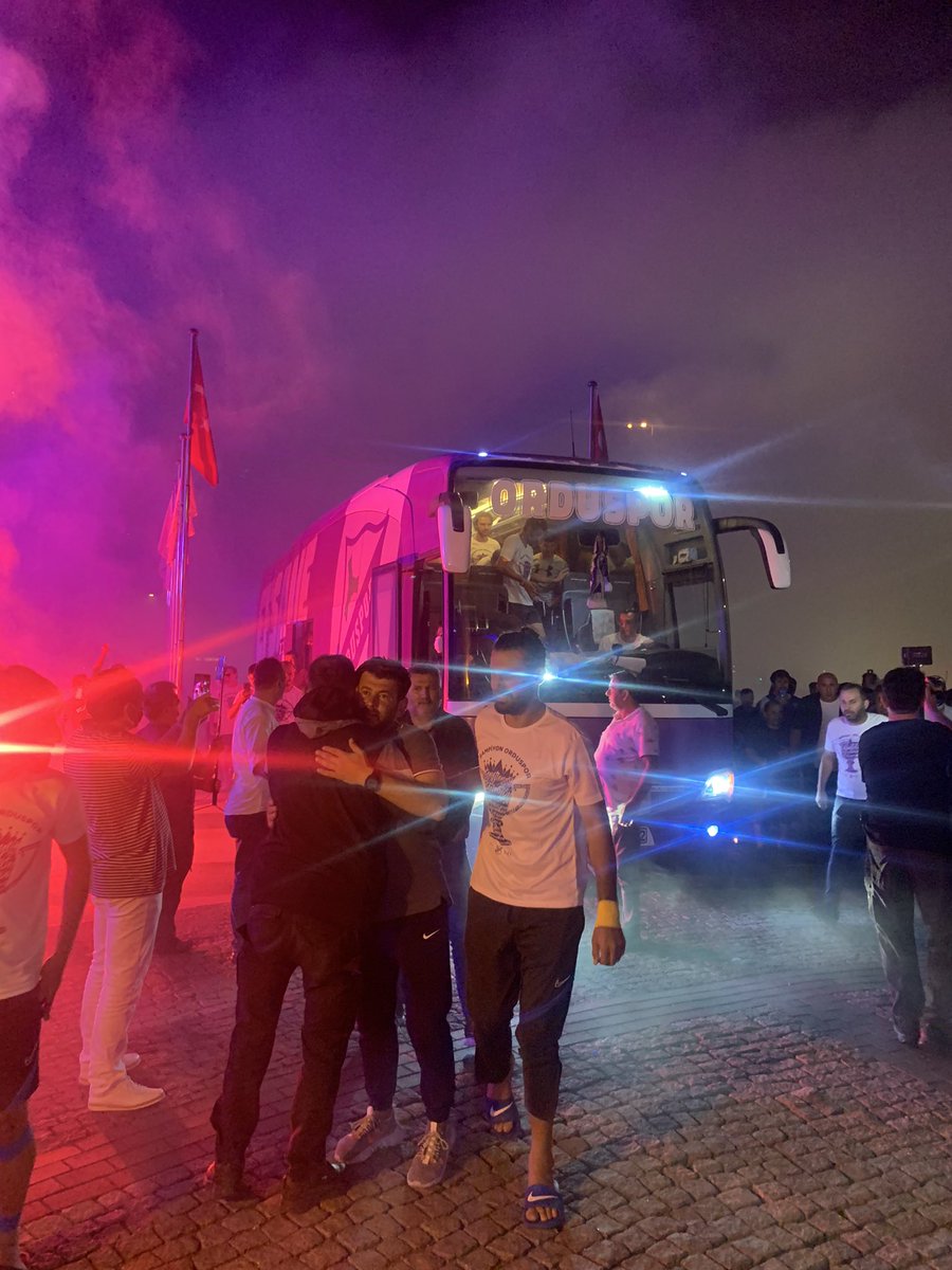 UmitCebi6152's tweet photo. 🏆ŞAMPİYON ORDUSPOR🏆@OrduBBld @obbzabitadaire https://t.co/gejUkM577b