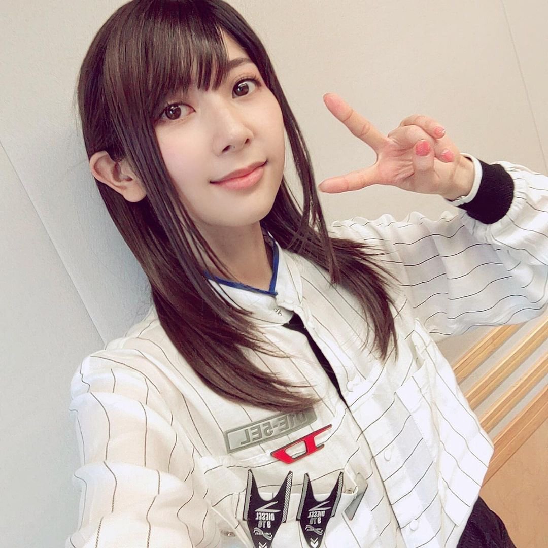 2022.7.24 音泉祭り2022夏PREMIUM 種田梨沙さんサイン色紙 2025年最新】種田梨沙 サインの人気アイテム - メルカリ