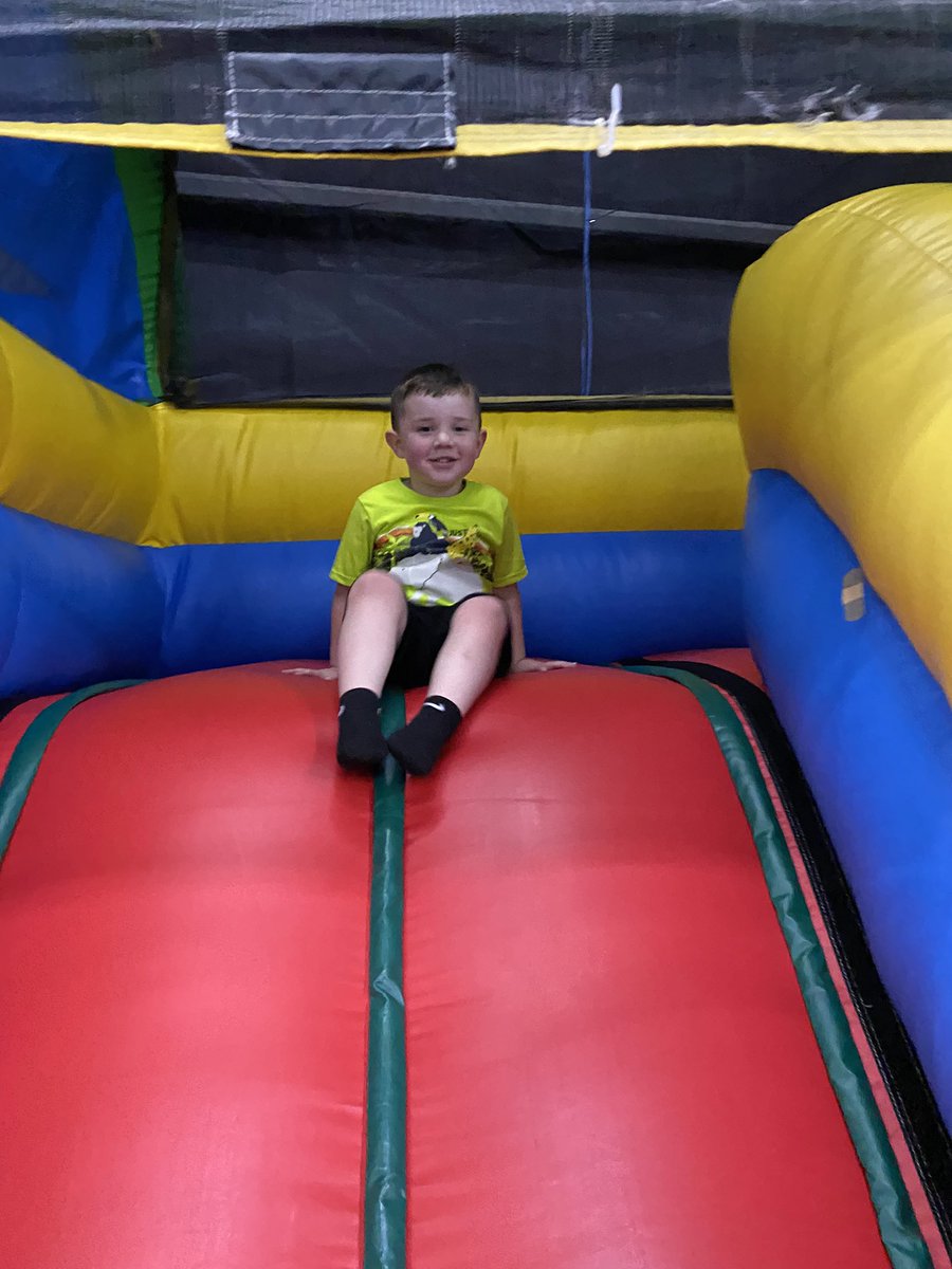 Hannah_Graves14's tweet photo. My baby had the best birthday party today 😍 https://t.co/ToWlgQOhuG