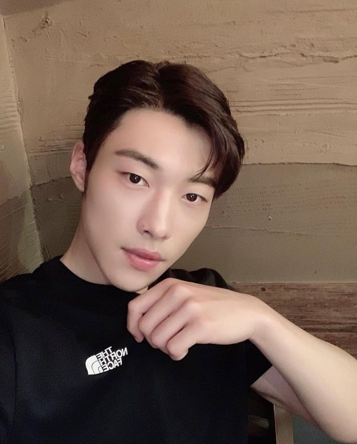 kdramafangirlxx's tweet photo. Happy Birthday Woo Do Hwan!! I miss you so much. May this day be filled with happiness. We will wait for your return unbreakable sword.
#HAPPYDOHWANDAY
#WooDoHwan https://t.co/wJuc4S37KN