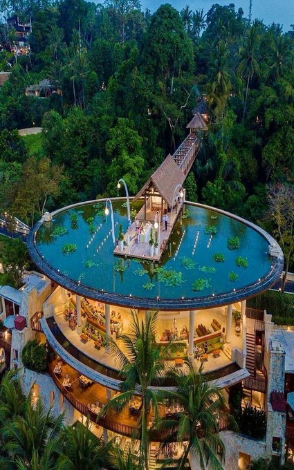briansagaba's tweet photo. Four #seasons #resort, #Bali at Sayan https://t.co/UZclwBsfUS