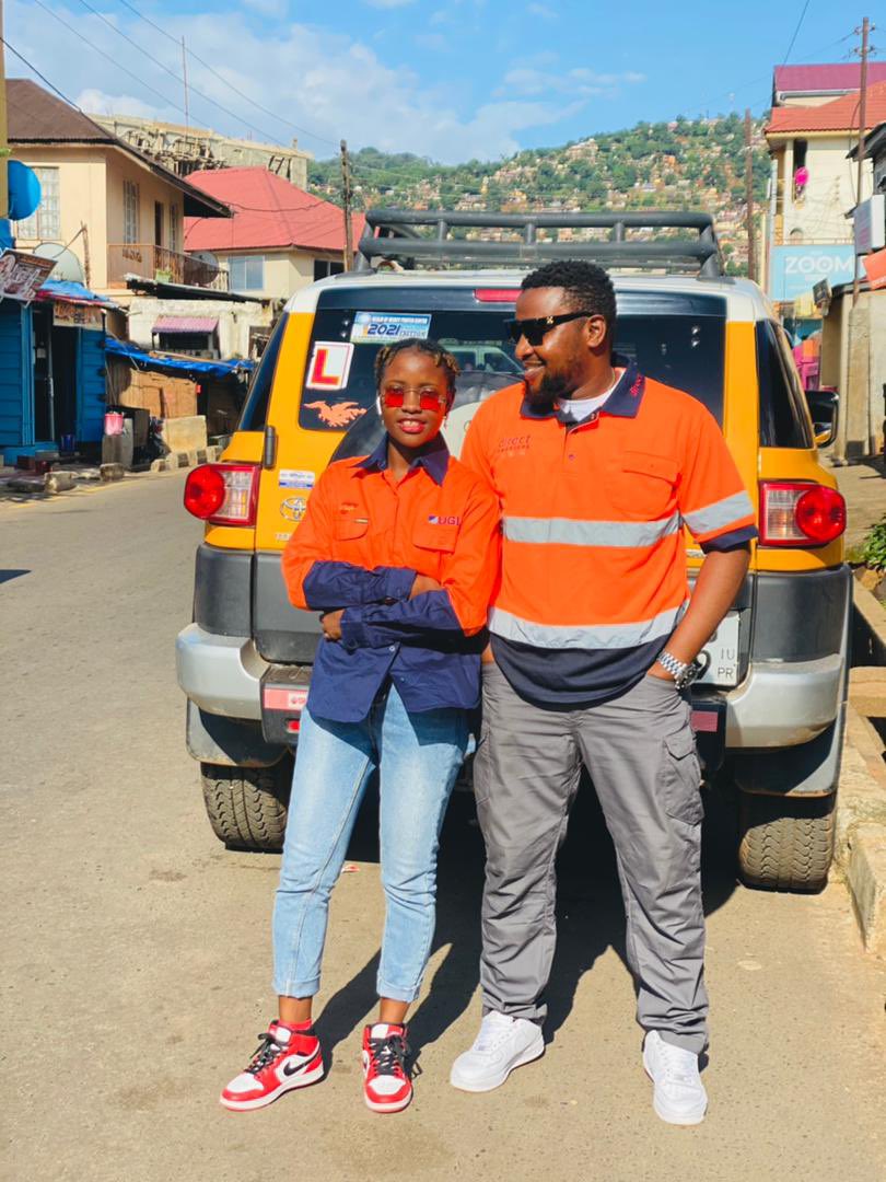 JSugarflow's tweet photo. Female n male SwagBanker💯💯 https://t.co/KiJdLDaDJP