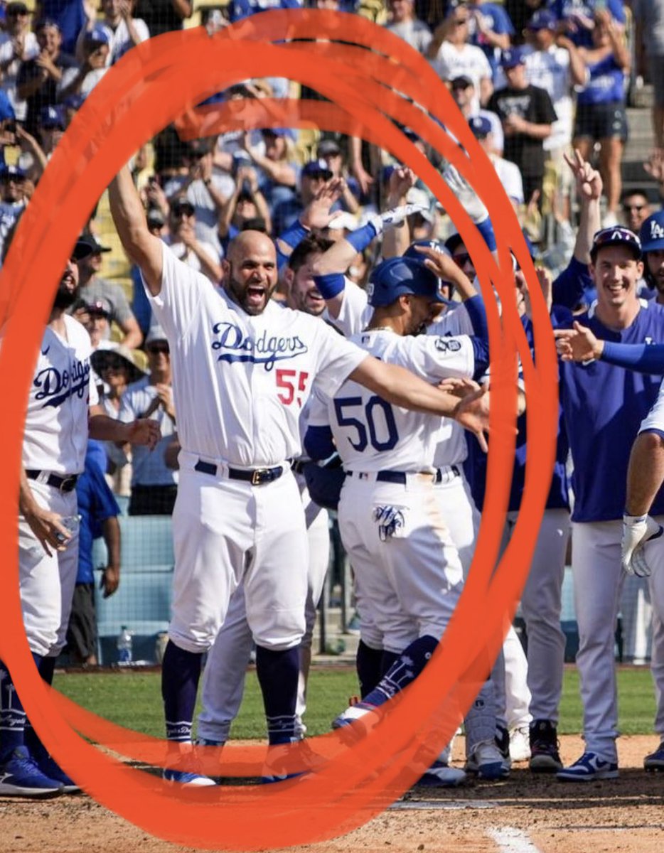 ScottWarner18's tweet photo. We all need to be a little more like Albert Pujols. 💯 @Dodgers https://t.co/BLmgqWyhTz