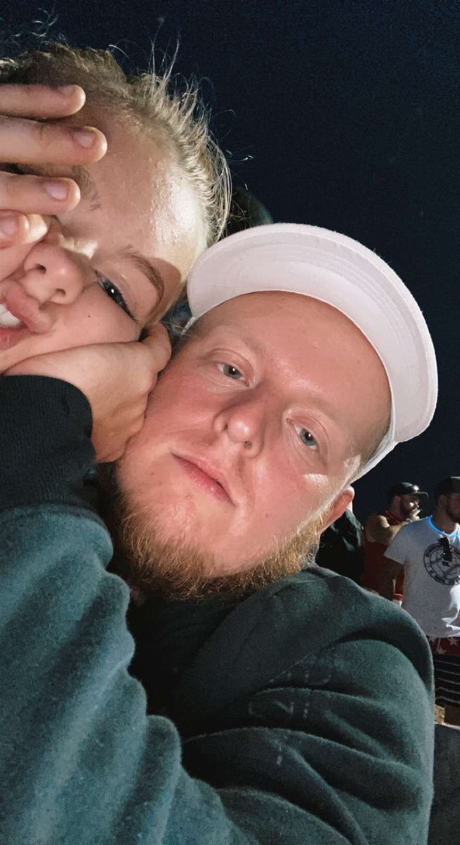 fouttyk's tweet photo. Rowdy weekend with the best girl 🥰 https://t.co/u2nINJIBAg