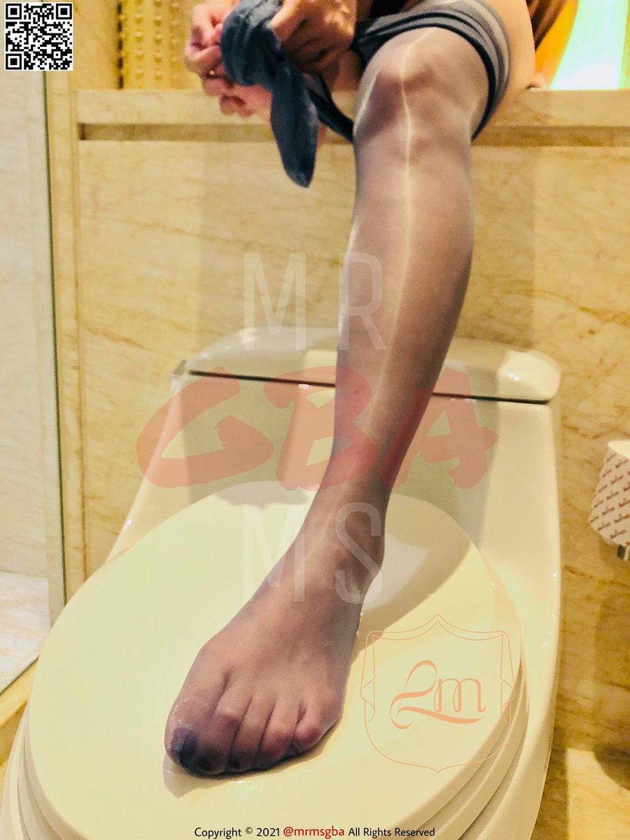 【👰🏻】
始终记得蓝色是丝袜中最勾人的

🧦：徕觅 | 【0.01】系列@limerencem @limerencemBD 

【投稿】
@2blackstocking

#limerencem #涞觅润丝 https://t.co/gIpA8cYvYo