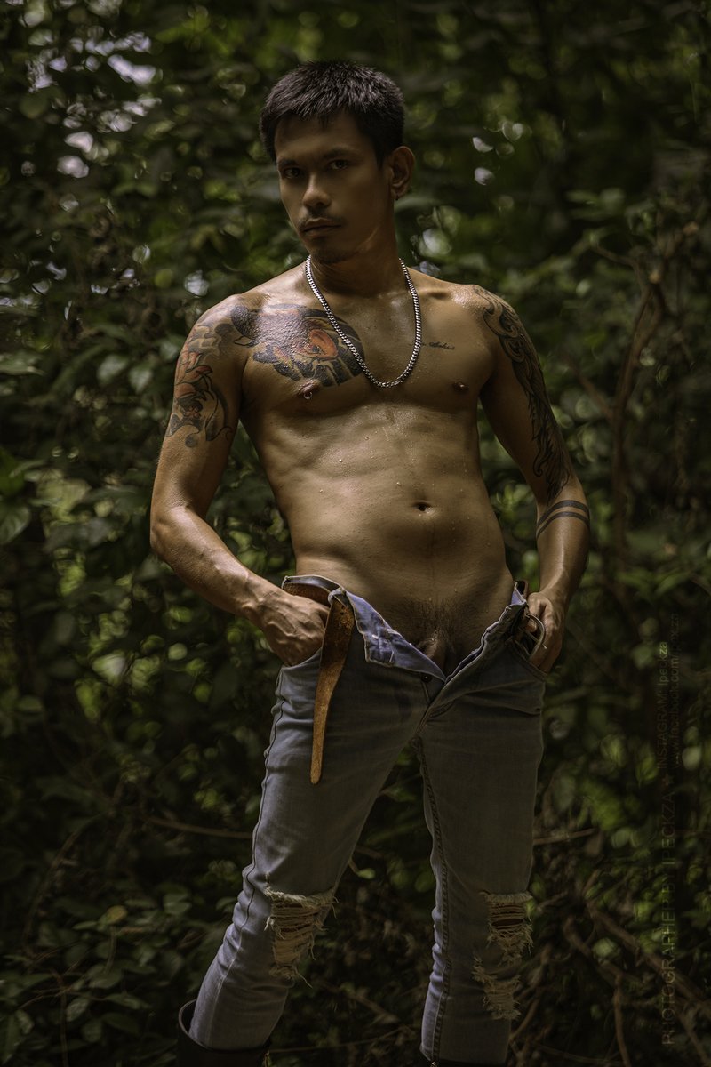 Ipexza1's tweet photo. Photographer by ipeckza
Model by Took
FB : Saksit Junkornkean
#men #model #malemodel #sexy #sexyguy #cuteboy #cuteboys #cuteguy #hotguys #hotboys #relaxtime #underwear #shower #photoshoot #Photographer #ipz #ipeckza #Pattaya https://t.co/eSVIrAmcuR