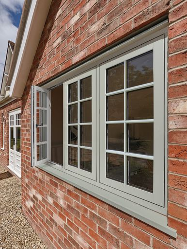 Our flush fit windows, available in both Rehau and Duraflex profiles, offer sleek, clean lines with the added benefit of high-performance energy rating and U values.
Head to our website to learn more polyframetrade.com