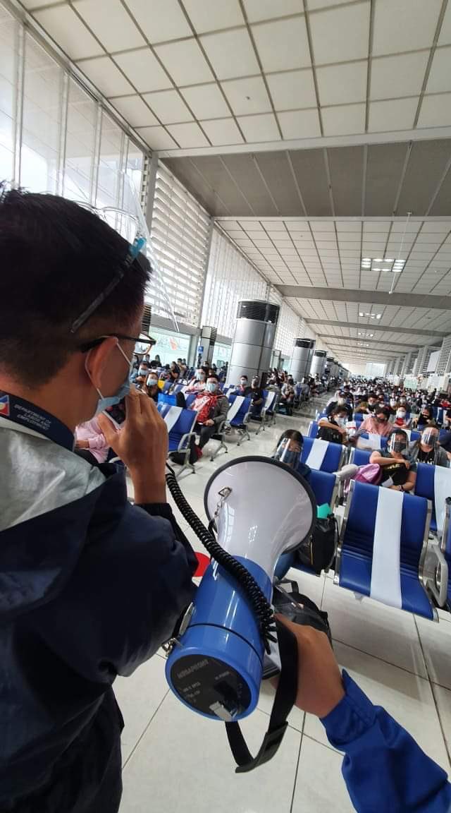 Good morning and Have A Blessed Week po ahead! We soldier on po for hopefully more airport salubongs for our dear returning OFWs po …