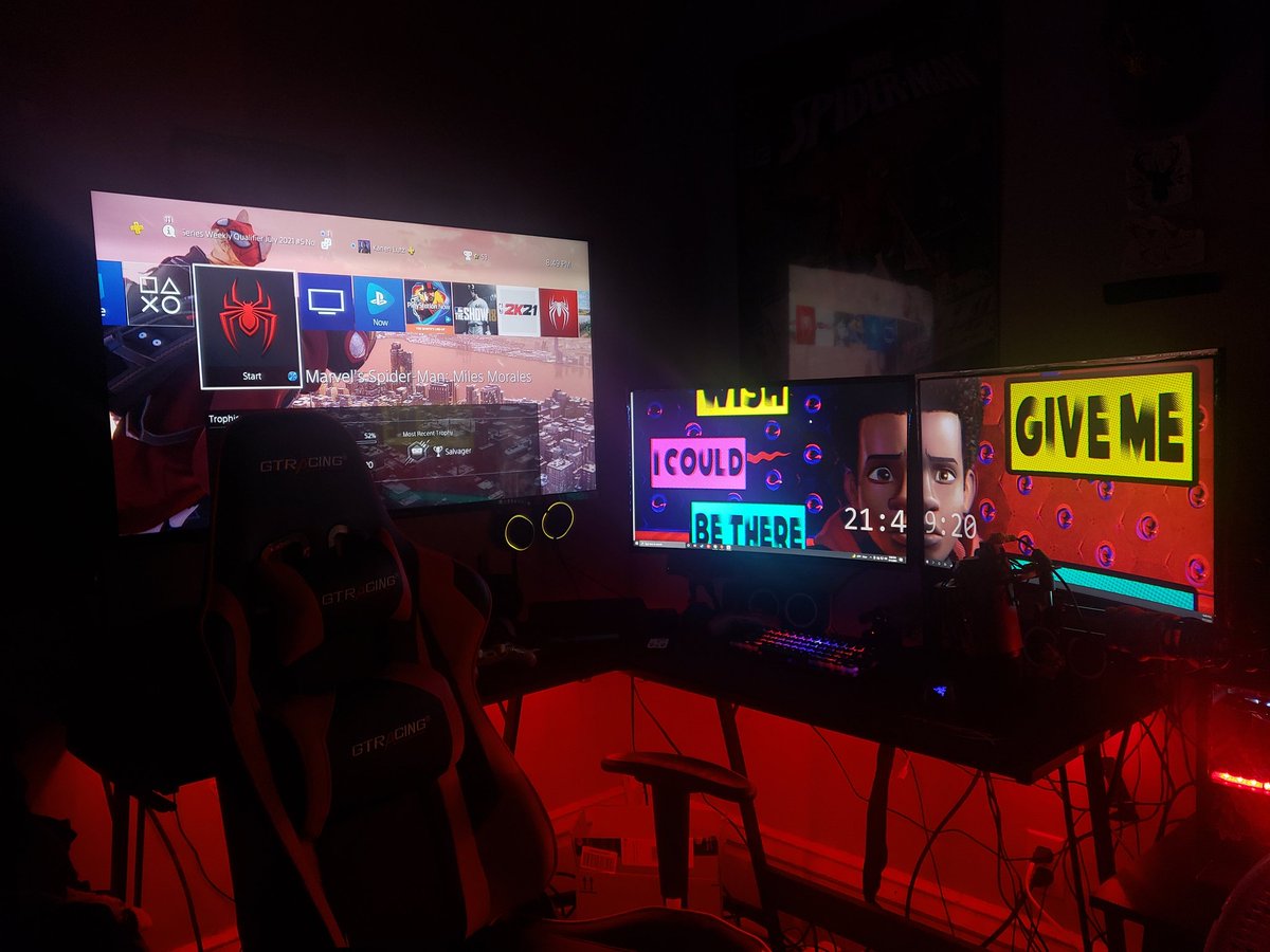 HorrorKanen's tweet photo. Ignore the wires gonna be cleaning them up soon but the setup is getting there slowly but surely #gamingsetup #gaming #milesmorales #pc #ps4 #unityforever https://t.co/VS5bSnuBBt