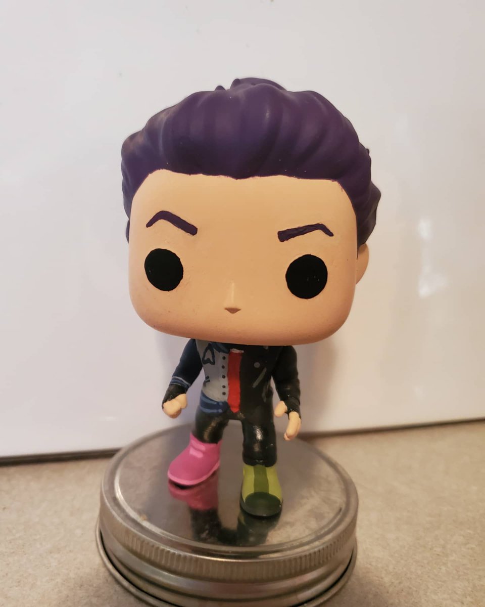 hellafunkoerin's tweet photo. another #BradBoimler in the house! he's just missing his gold chains, which I think I'm gonna try to make out of actual necklaces. This one was way more challenging than anticipated, but I'm really pleased with all the detailing! 

@jack_quaid @StarTrekOnPPlus @MikeMcMahanTM https://t.co/bMmoSmuQNo