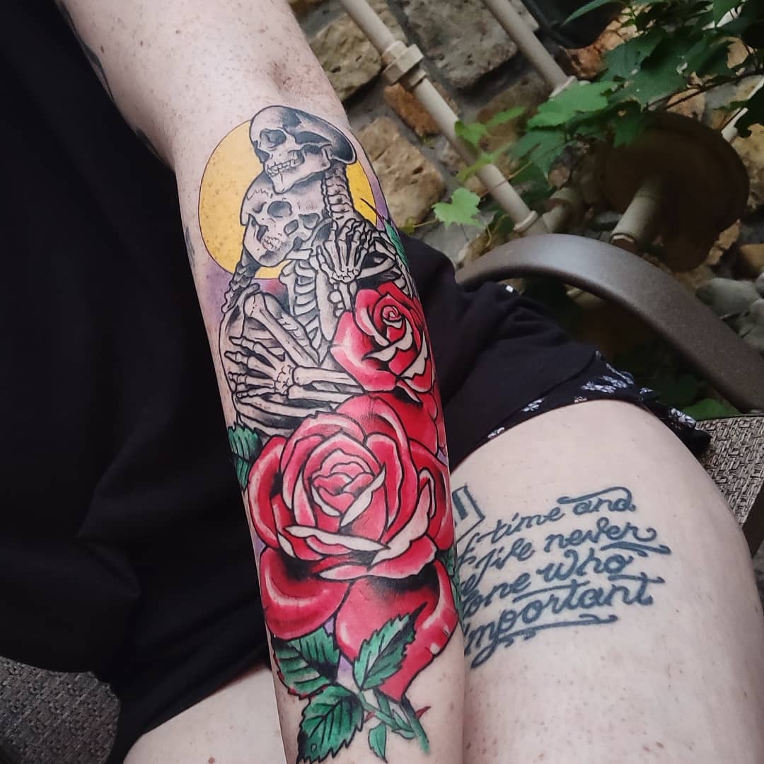 LivingDeadRelin's tweet photo. New inky inky 🖤💀🌕🌹 https://t.co/gkWz1Qcrit