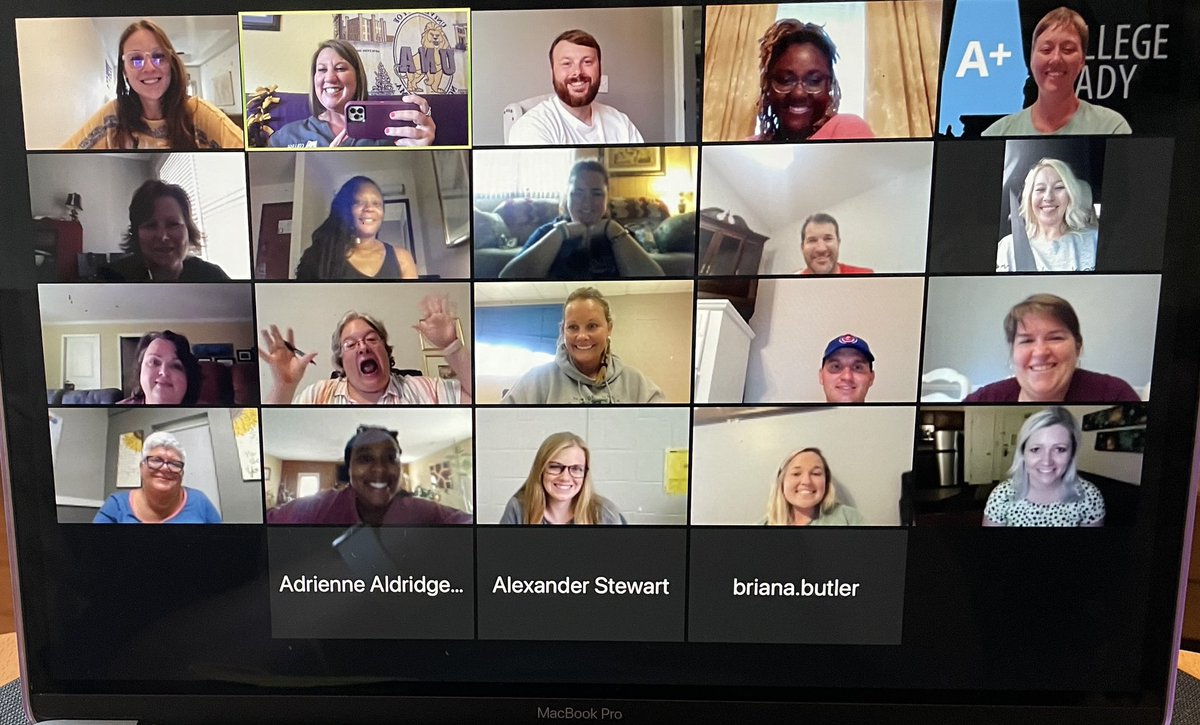 mellieguh's tweet photo. Had a WONDERFUL week of teaching @AplusCR E3 Math 7 with @jjsibrewer! #ExpectMore21 #VirtualTrainingWeek https://t.co/GEwJTjTbCC