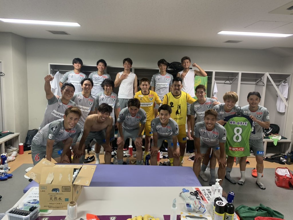 今日で25歳になりました！
お祝いのメッセージなどありがとうございます！
後半戦も頑張ります！