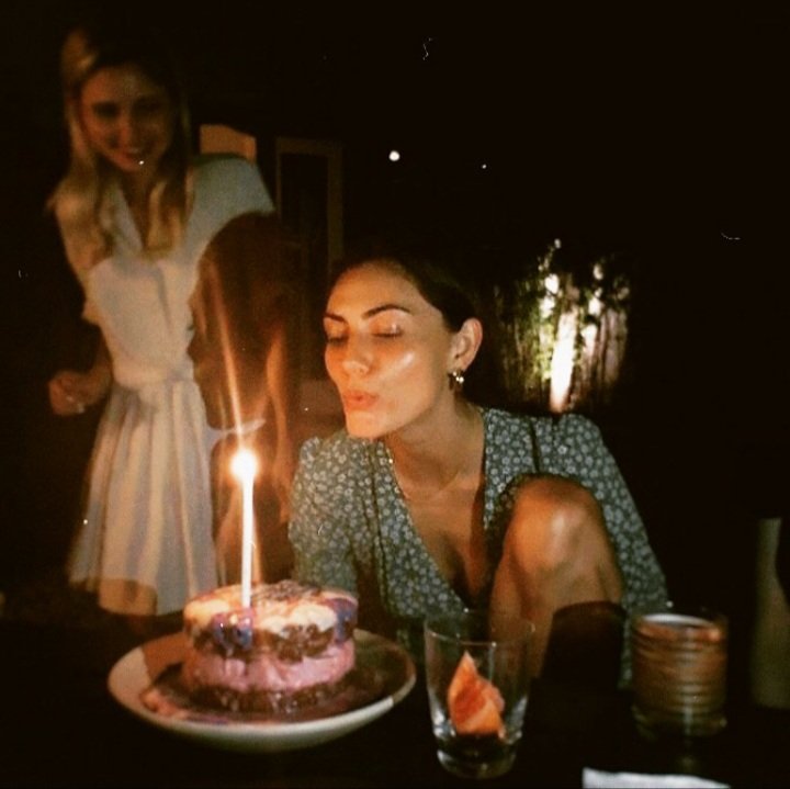 Happy birthday Phoebe Tonkin I love you!  