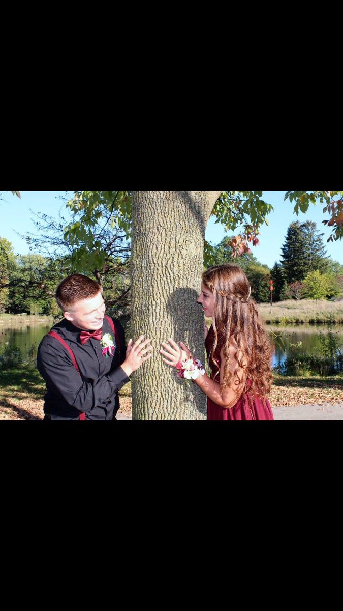 savkirk9's tweet photo. 1,460 days of loving you ❤️💙 https://t.co/RTPsiq4g6z