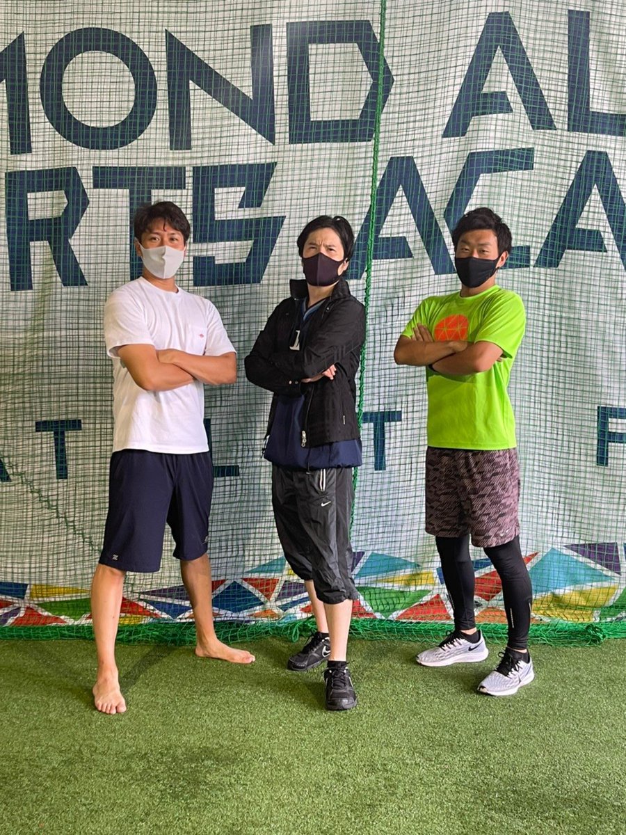 da_academy_lab's tweet photo. こんにちは☀️ 

本日DASA杉並中野校に
ピアニストの“清塚信也さん"が来店されDASAのトレーニング、動画解析を行いました✨

8/14メットライフドームにて始球式を行います🙌

始球式最高のピッチングをしてもらえるようサポートいたします⚾️🎉

#DAスポーツアカデミー #清塚信也 https://t.co/MZklG0FPCQ