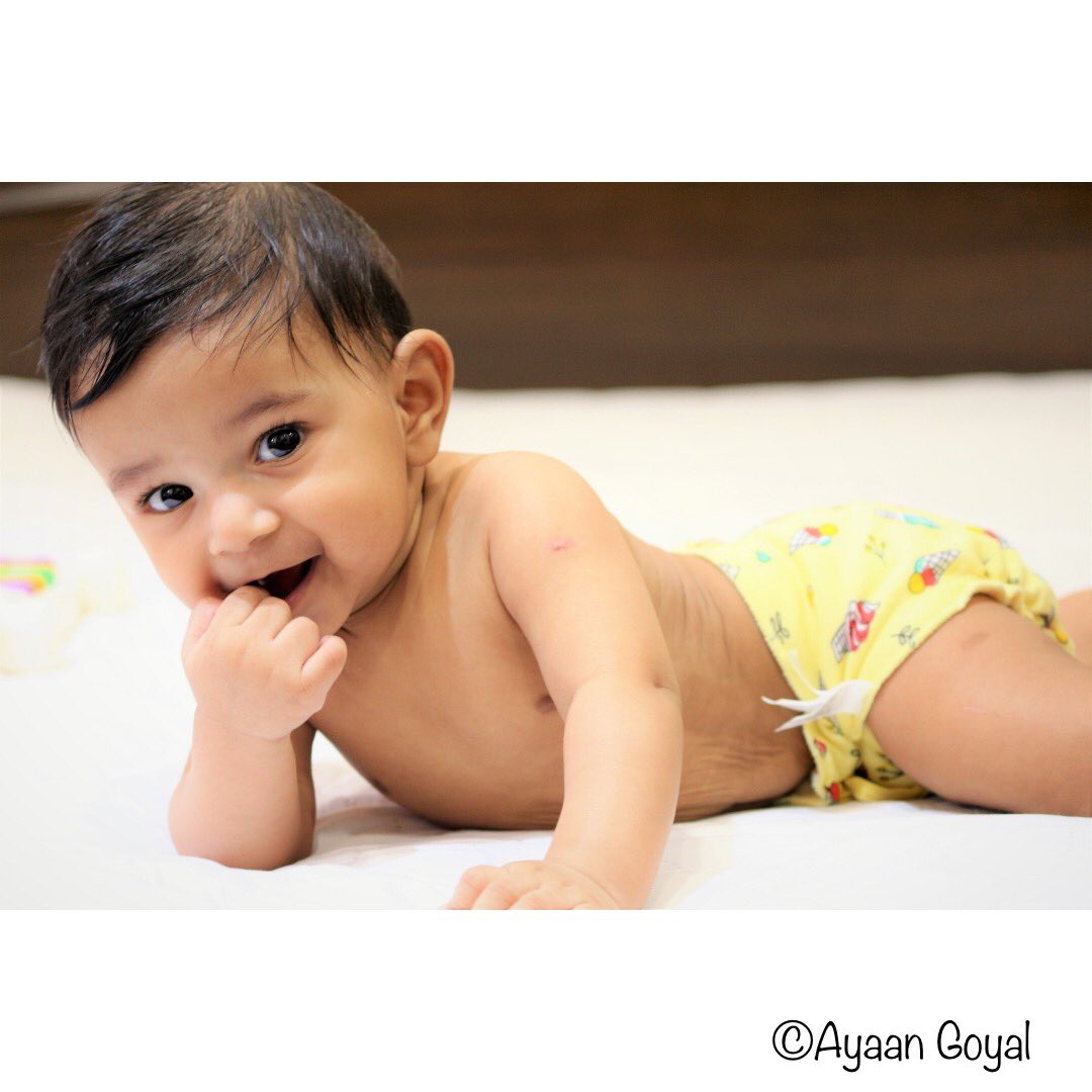 AyaanGoyal4's tweet photo. Superbottoms Dry Feel Langot r made of 100% Organic Cotton and has a dry feel layer to it.These Langots are very soft &amp; holds up to 1 pee that Ayaan feels absolutely comfortable in them. The design &amp; colour of these nappies make them aesthetically beautiful. Thanks @Superbottoms https://t.co/QKikAUgw5m