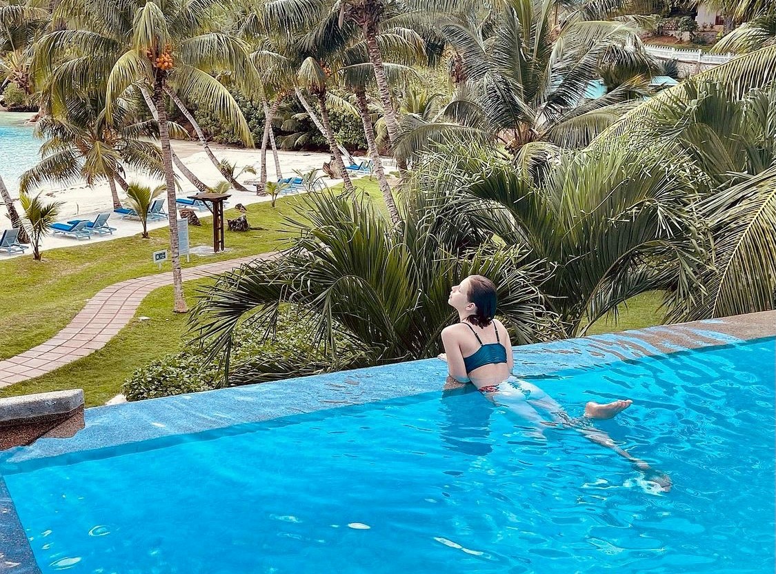 LarchipelHotel's tweet photo. How are you spending your day? Your next holiday is just a click away.
Visit https://t.co/QkqgXj1GSC or email reservations@larchipel.com for bookings.
Photo: adelinakoblova
#holiday #hotellarchipel #larchipel #praslin #seychelles #booknow https://t.co/boi8tpyZ1V
